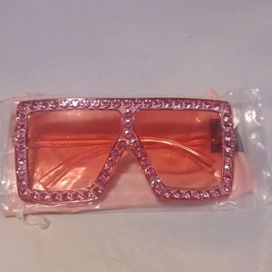 COPY - Pink diamond shades is so beautiful to where on your eyes